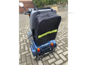 Brašna na opěradlo s reflexním pruhem